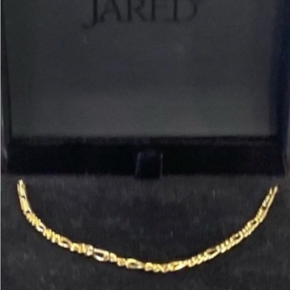 14K Yellow Gold Solid Figaro Chain Necklace – 20” Length, 1.9mm Width (NIB) - Picture 4 of 7